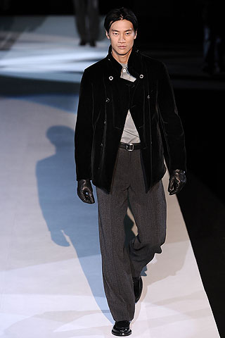 Giorgio Armani / - 2009-2010